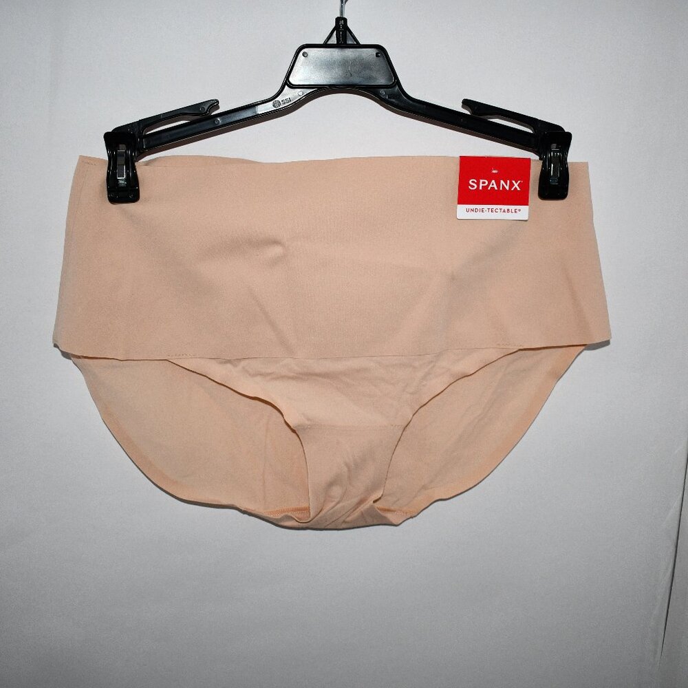 SPANX Undie-tectable Smoothing Brief in Soft Nude SIZE: XL #SP0215 NWT